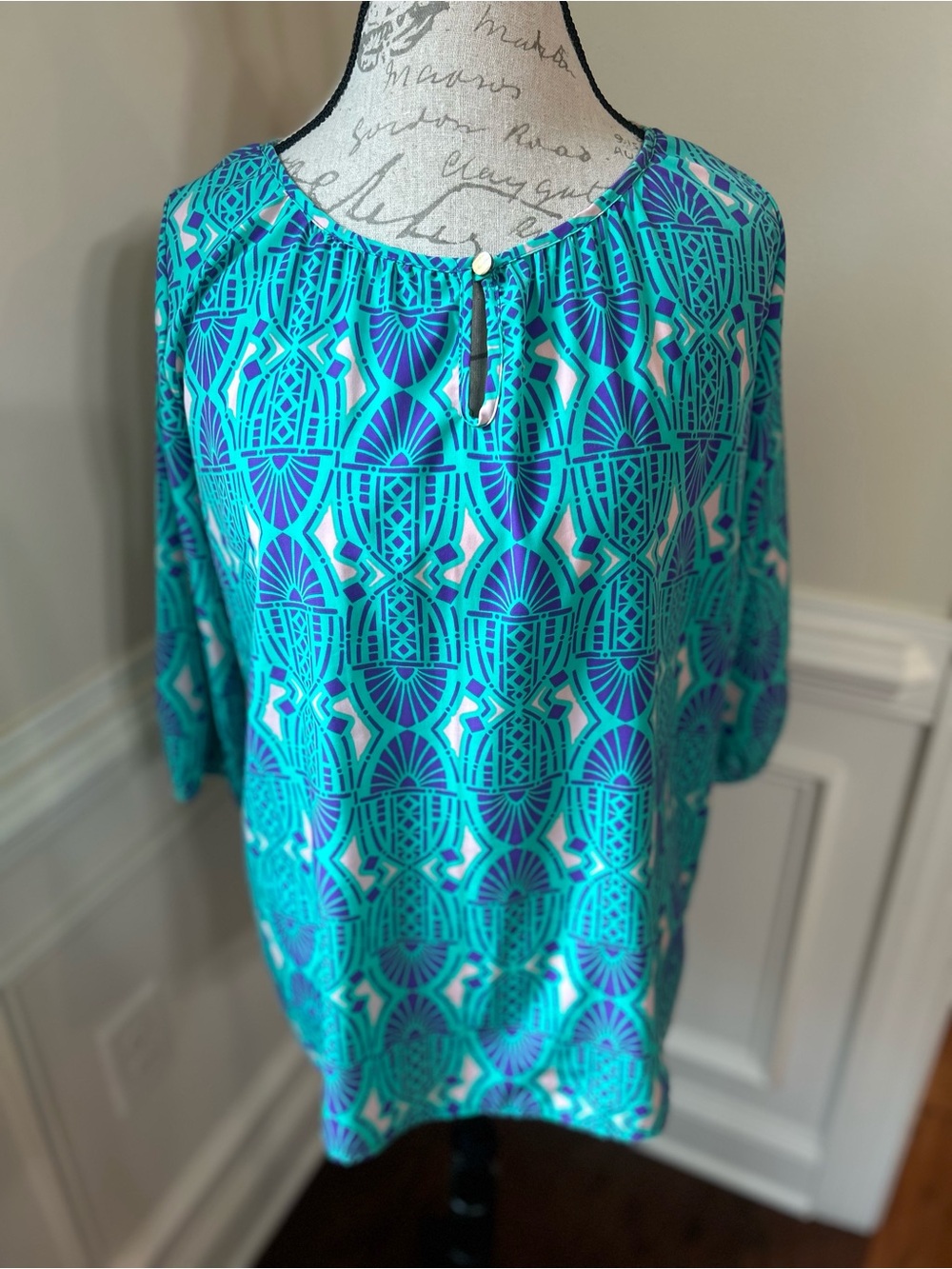Bright Turquoise Geometric Keyhole Blouse - Women Tops